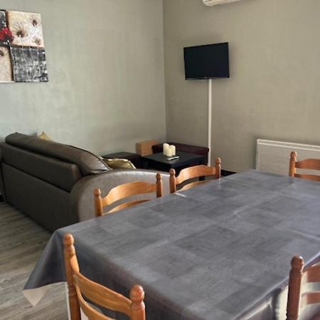 Gite Les Feuilles De Chene Villa Carpentras Bagian luar foto