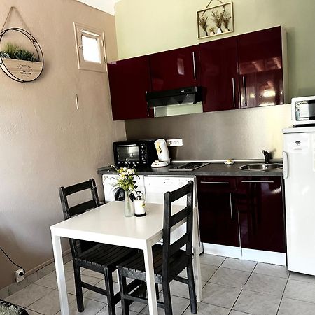 Gite Les Feuilles De Chene Villa Carpentras Bagian luar foto