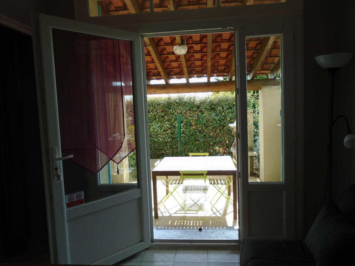 Gite Les Feuilles De Chene Villa Carpentras Bagian luar foto
